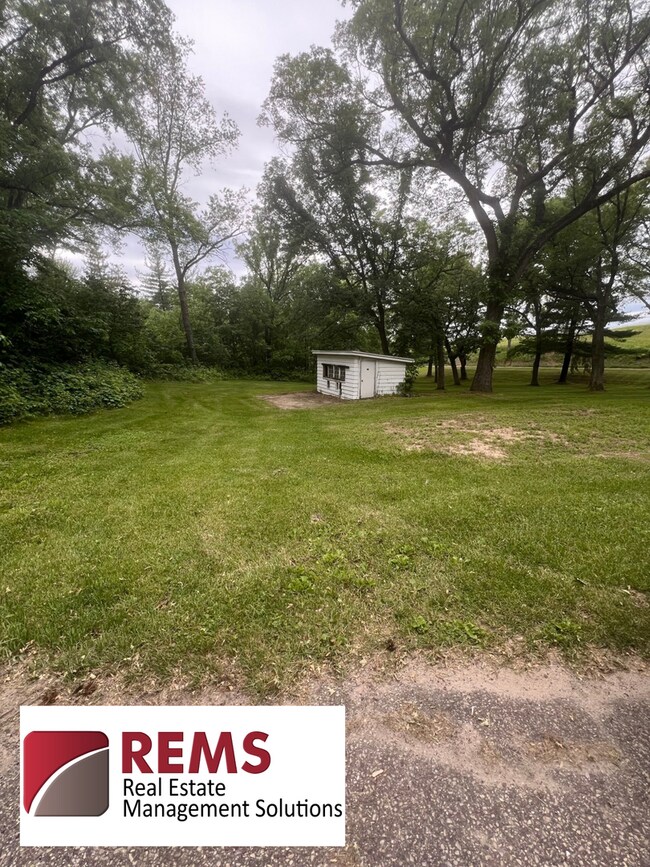 Building Photo - E13681 Co Rd U