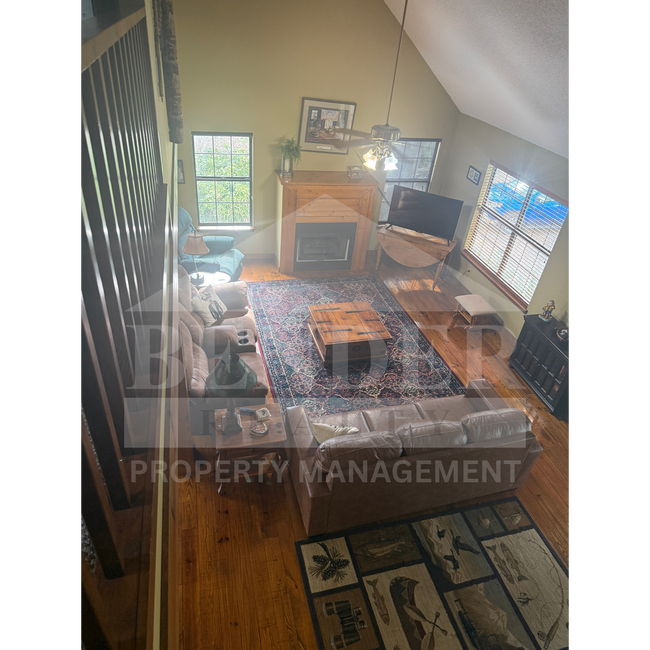 Building Photo - 178 McClary Dr