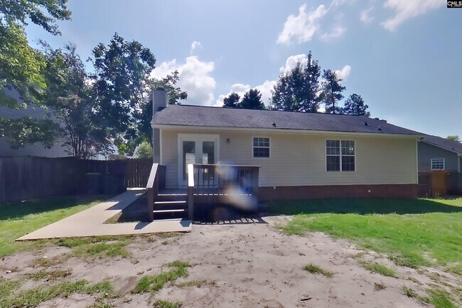 Building Photo - 425 Northshore Ct