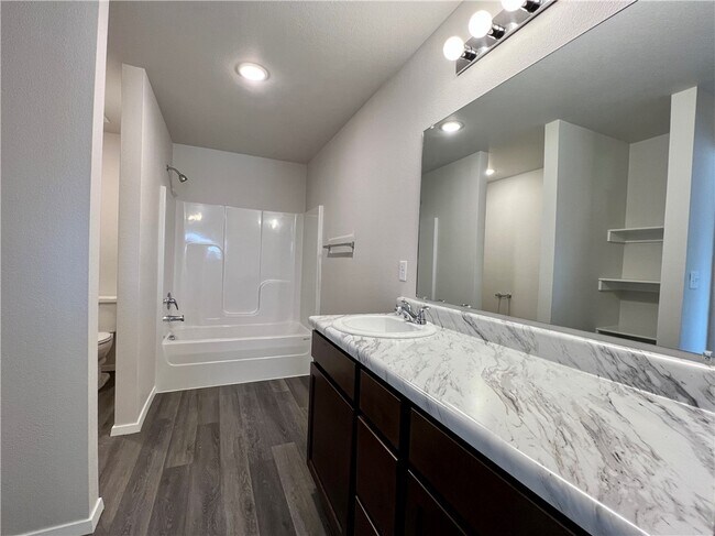 Building Photo - 3271 Red Tail Wy