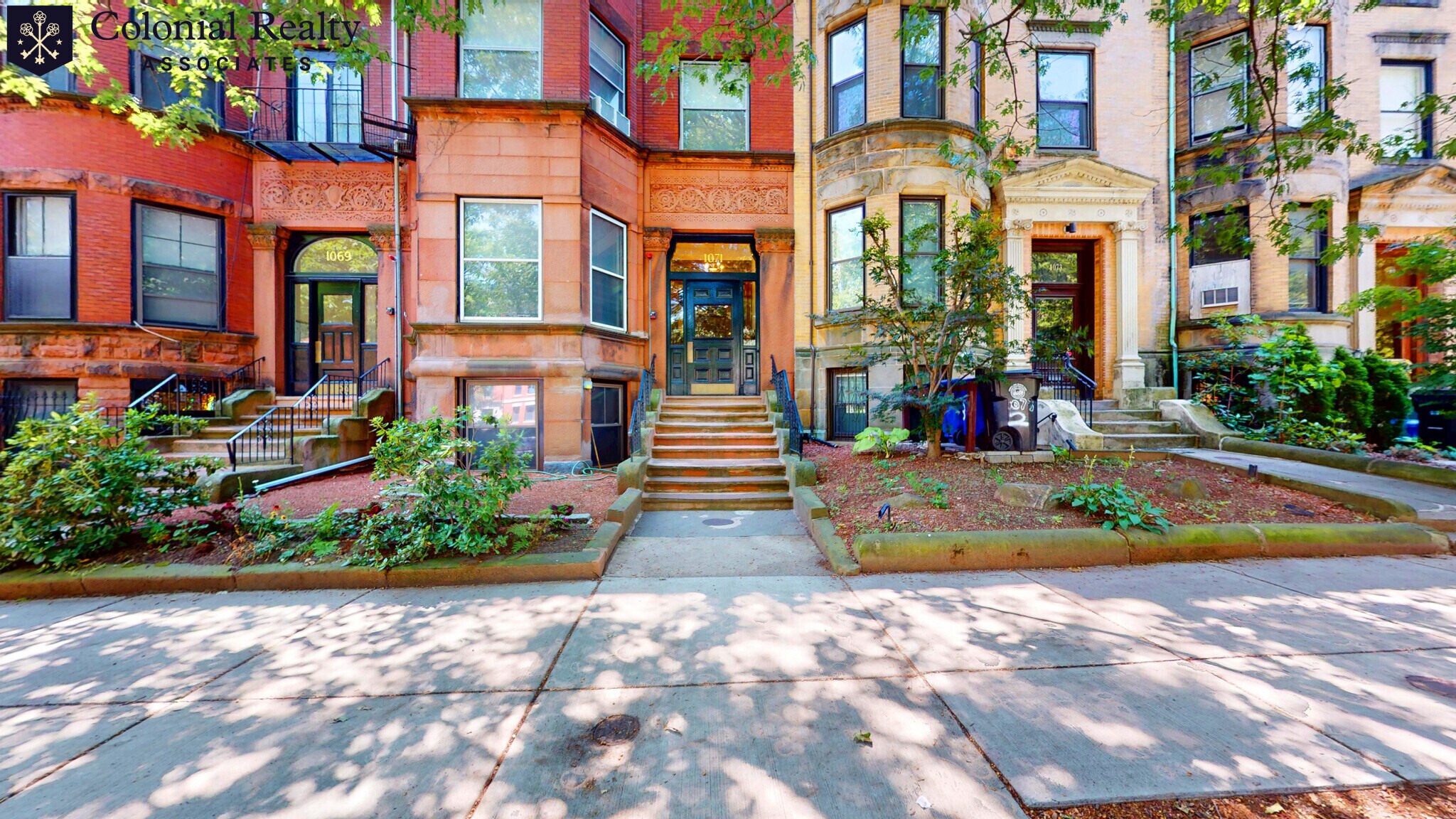 Building Photo - 1071 Beacon St