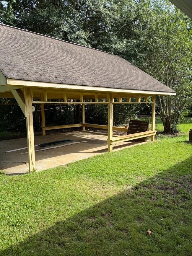 Building Photo - 217 Virginia Dr