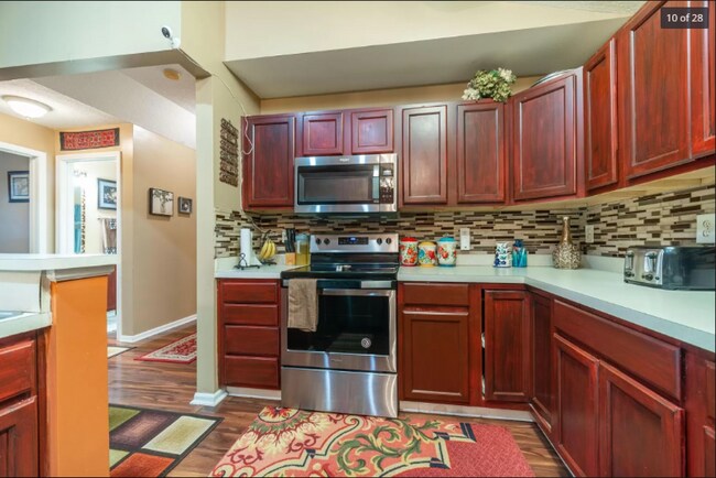 Building Photo - 6733 Dorothy's Crossing