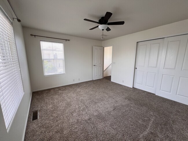Building Photo - 6924 White Sand Pt