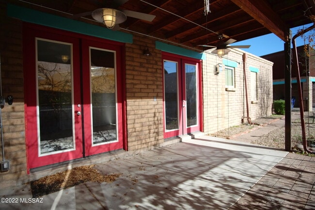 Building Photo - 10514 E Seven Generations Way