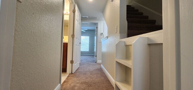 Building Photo - 5151 SE 103rd Ln