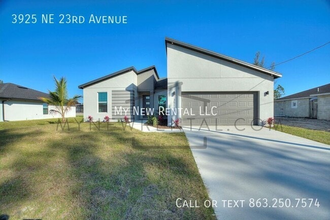 Primary Photo - 3925 NE 23rd Ave