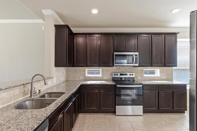 Building Photo - 16604 White Rock Blvd