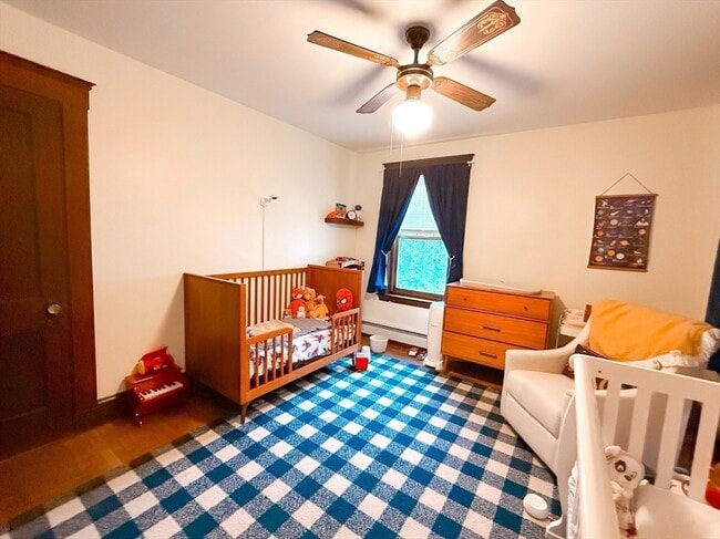 Building Photo - 66 Riverview Ave