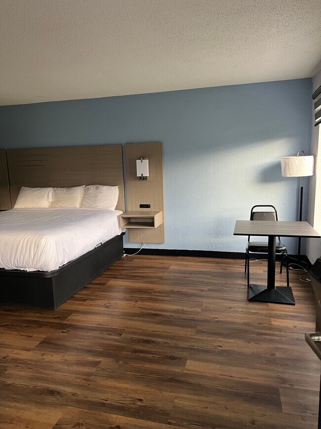 Building Photo - The Monarch at Cordele Apartments