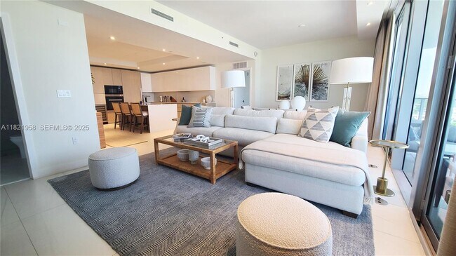 Building Photo - 3100 N Ocean Dr