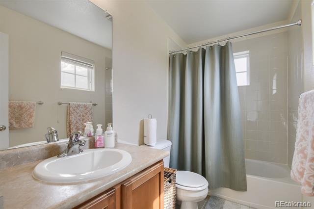 Building Photo - 7526 S Quatar Way