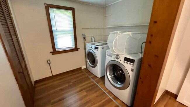 Building Photo - 9 Couture Rd