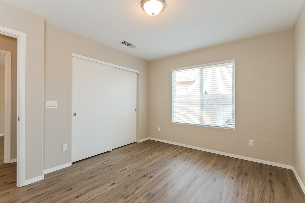 Building Photo - 10029 E Moonstruck Way