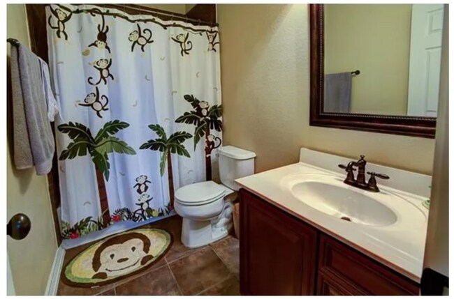 Building Photo - 5899 Clearwater Dr