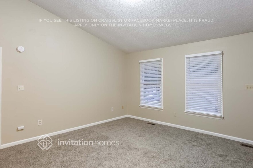 Building Photo - 88 Paddington Dr SW