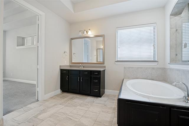 Building Photo - 2802 Merlot Cir