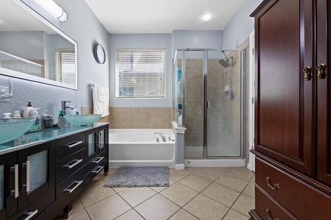 Building Photo - 1515 Wild Fire