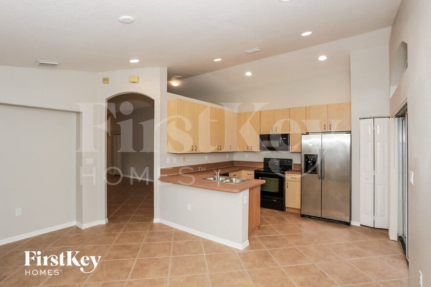 Building Photo - 1508 SE 20th Pl