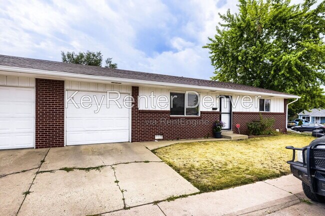 Building Photo - 4282 W Virginia Ave