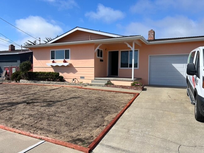 Primary Photo - 3019 Eddy St