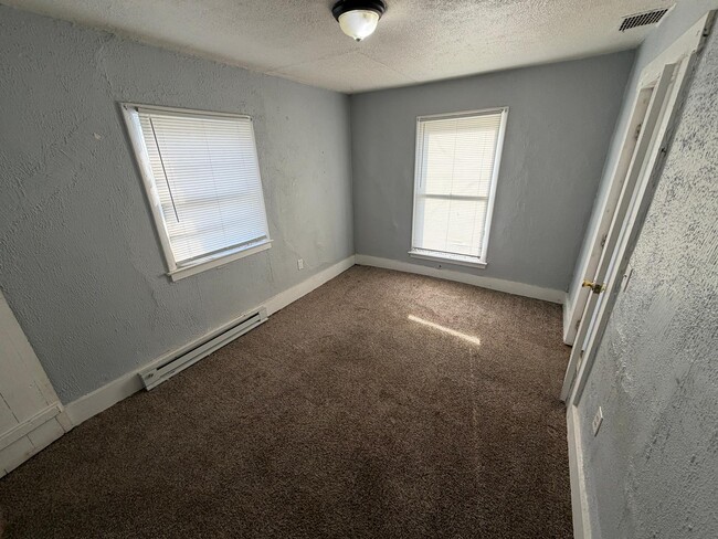 Building Photo - 619 McKinley Ave