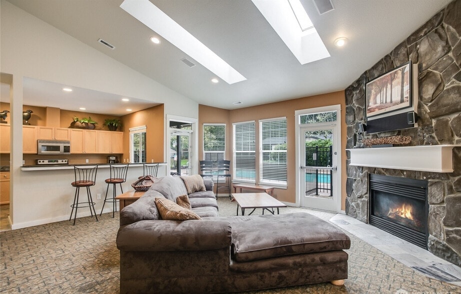 Clubhouse - 25025 SE Klahanie Blvd