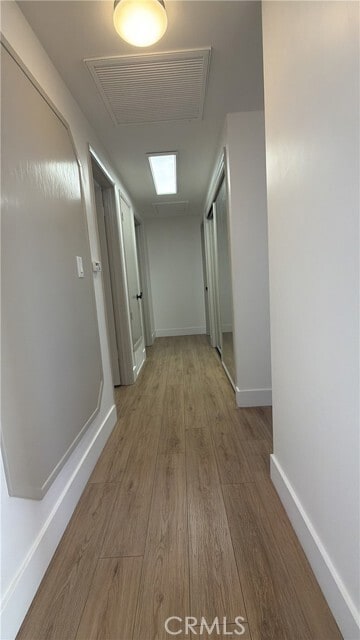 Building Photo - 9551 Robin Ave