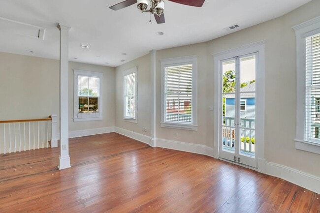 Building Photo - 2 BED | 2 BATH | PRIVATE FRONT AND BACK PORCH | MIDTOWN