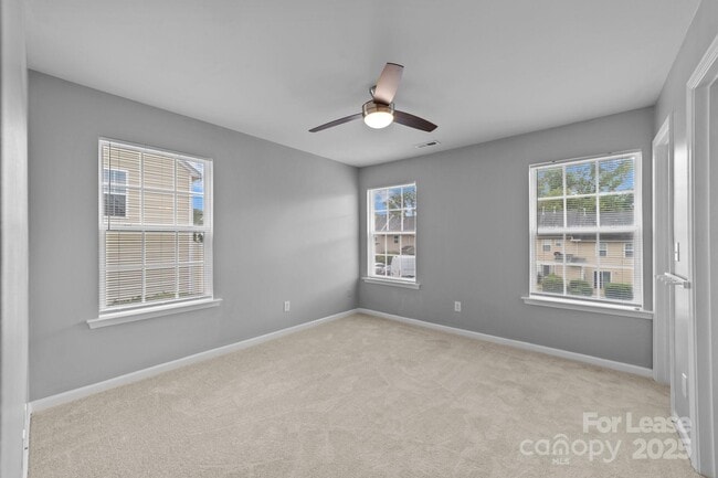 Building Photo - 17562 Caldwell Track Dr