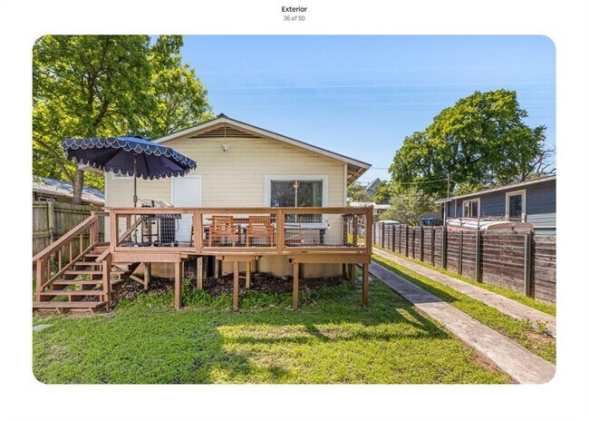Building Photo - 1129 Poquito St