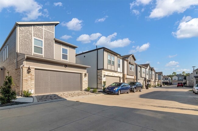 Building Photo - 3109 Boulder Rnch Dr