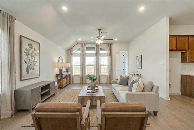 Building Photo - 909 Schuberts Rd