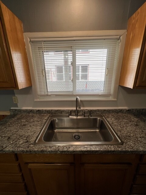 Building Photo - 133 Pleasant St