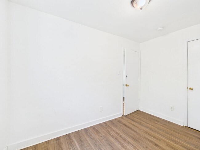 Building Photo - 1206 Rome St