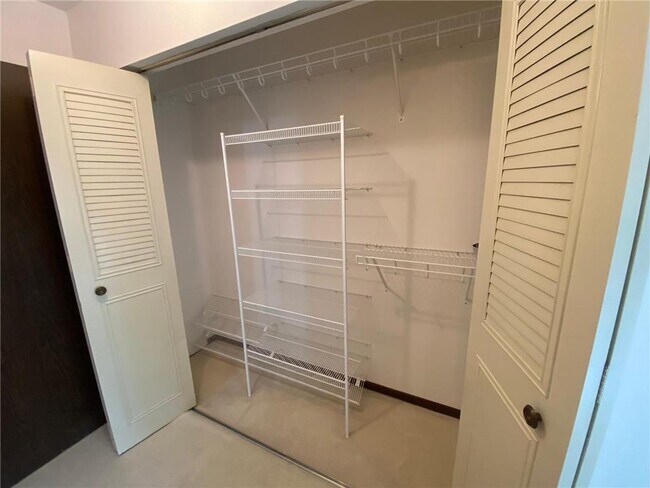 Building Photo - 7350 York Ave S