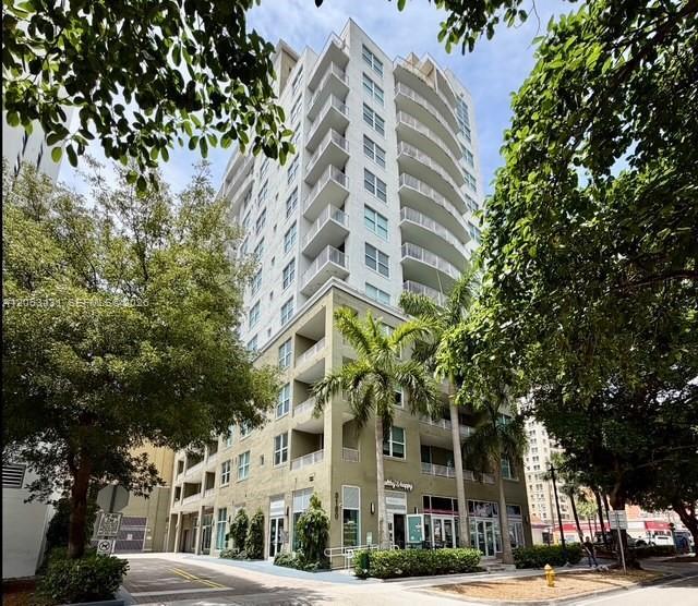 Building Photo - 3180 SW 22nd St