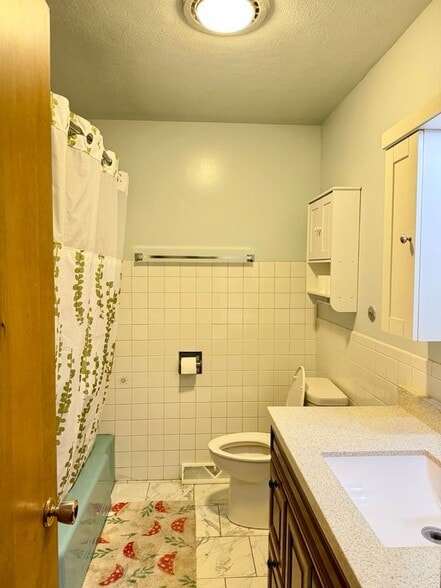 Building Photo - 1617 N 64 Terrace