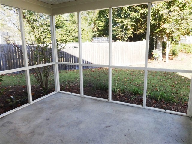 Building Photo - 5145 Torrey Ln