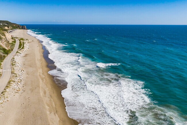 Building Photo - 6817 Seawatch Ln