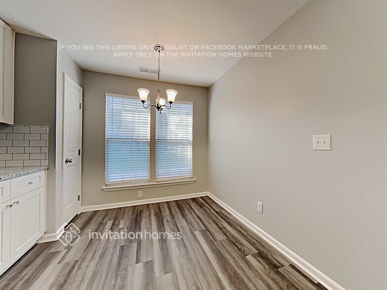 Building Photo - 3515 Balsam Tree Dr