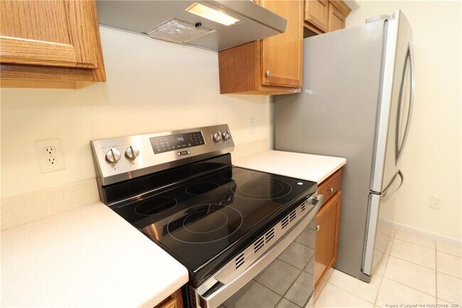 Building Photo - 10448 Neland St