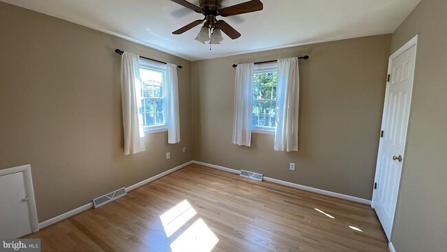 Building Photo - 9325 Furrow Ave
