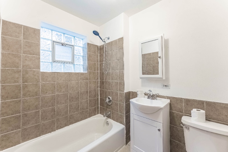 Building Photo - 1926 S Shelby Ct