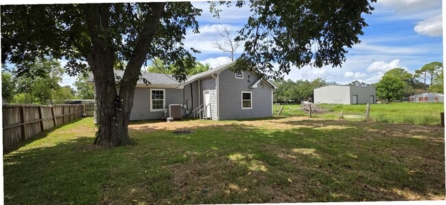 Building Photo - 5701 County Rd 288