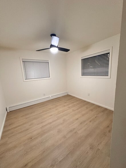 Building Photo - 105 E Peach St