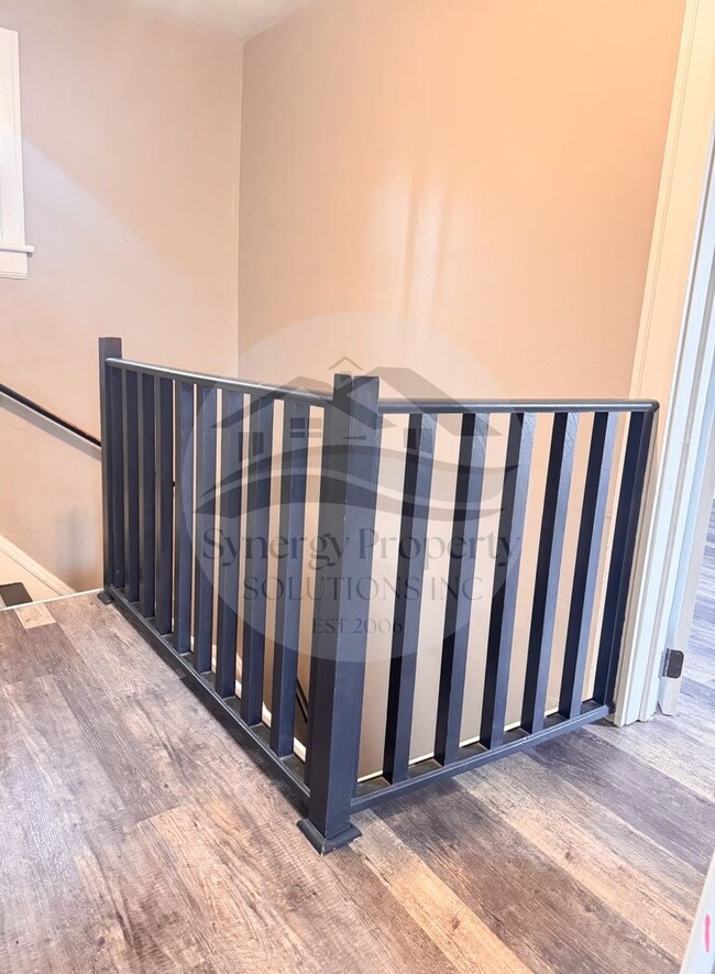 Building Photo - 21 Lamberton Ave