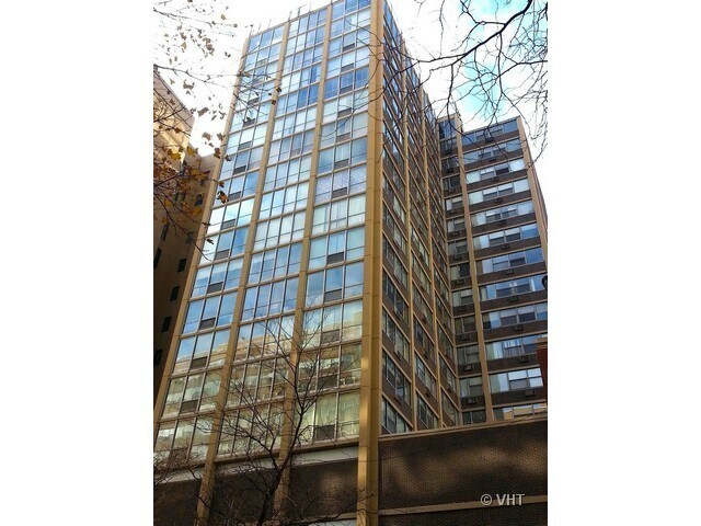 Building Photo - 3110 N Sheridan Rd