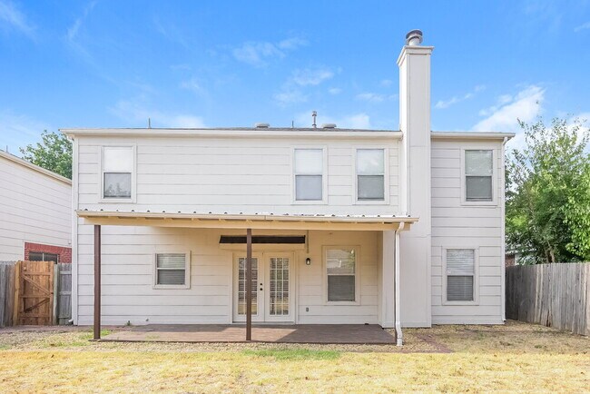 Building Photo - 1028 Springcreek Dr