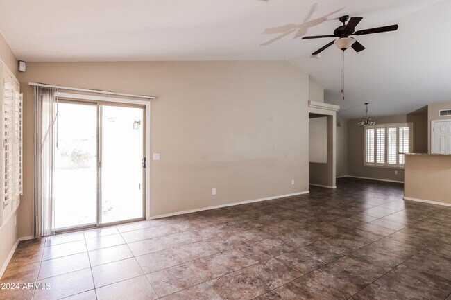 Building Photo - 14817 N 129th Dr